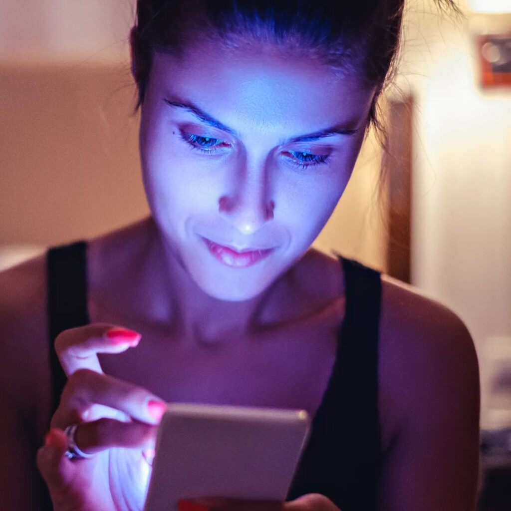 Blue Light Damage: How to Protect Your Skin from Screens