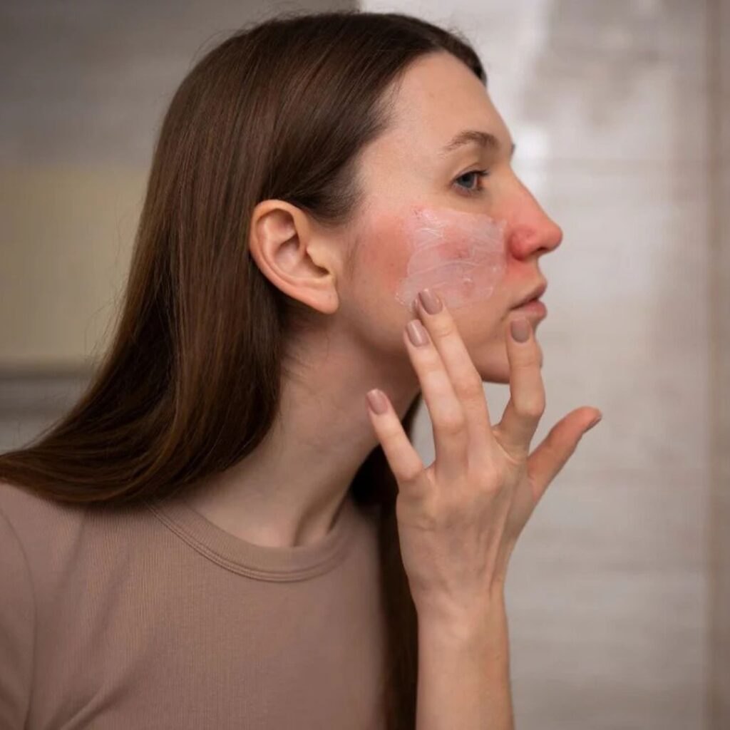 How Pollution Impacts Skin and Ways to Prevent It